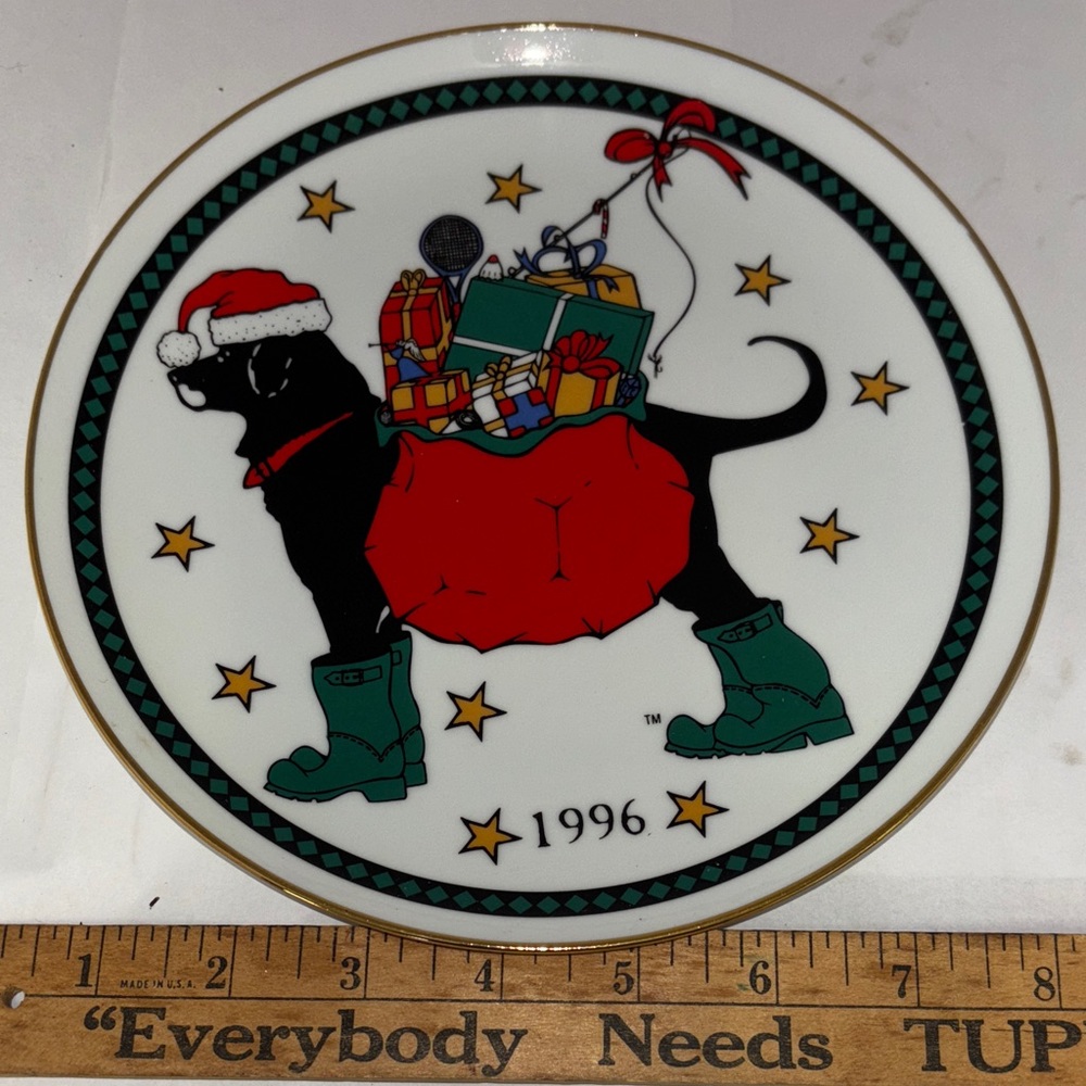The Black Dog Holiday Plate